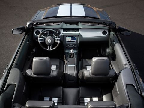 Ford Mustang convertible cabin