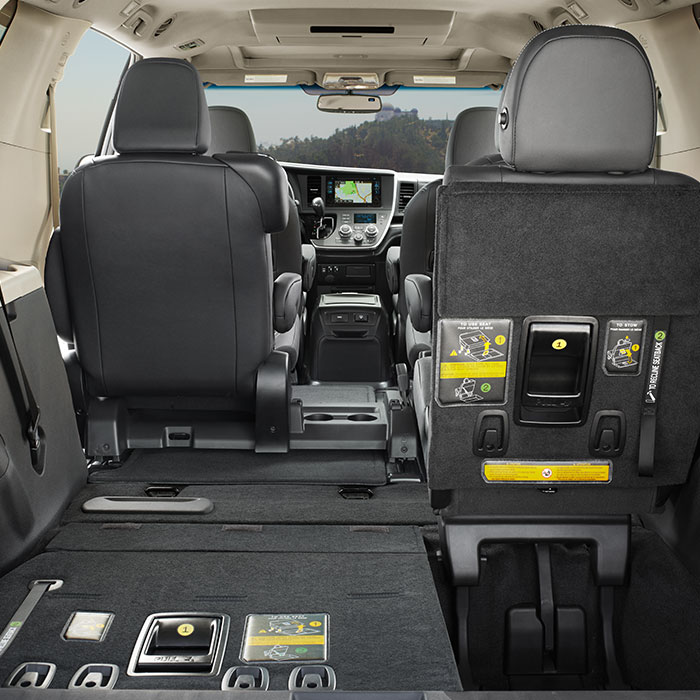 2016-sienna-interior.jpg
