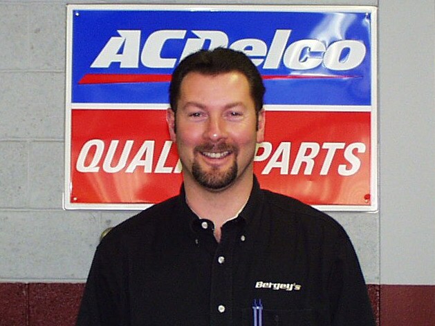 Pat Lyons