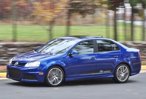 EX-Volkswagen_Jetta_2010_TDI_Cup_Street_Edition-lfqaction.jpg