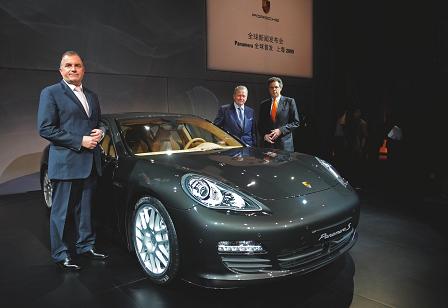 Porscheunveil.jpg