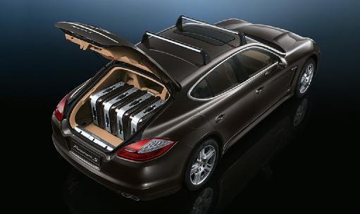 Porschetrunk.JPG