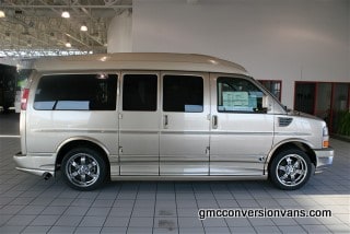 2010 GMC Conversion Van Explorer Mobility AWD Hi-Top.jpg