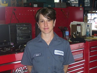 Lisa Routhenstein