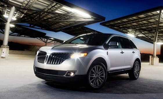 2011-Lincoln-MKX-Shows-Off-New-E-4104.jpg