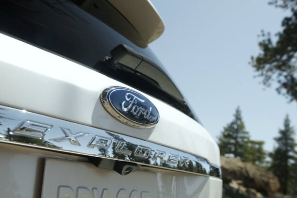 2011explorer1.jpg