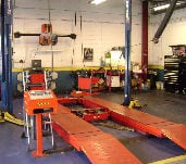 wheel alignment lift.jpg