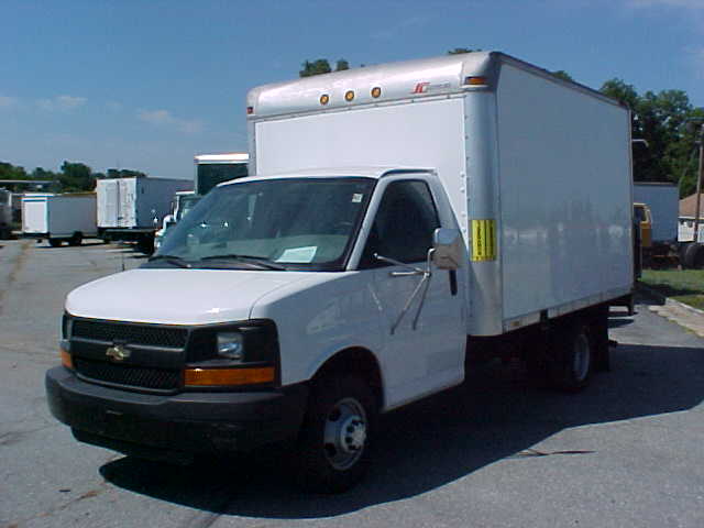 2006 Chevrolet Express Cutaway Work Van