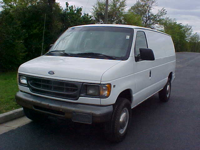 2001 Ford E-250 Commercial