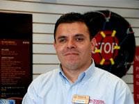 Simon Guzman