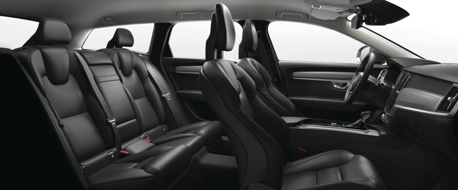 2018 Volvo V90 Cross Country Interior