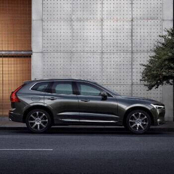 Volvo XC60 | City Street