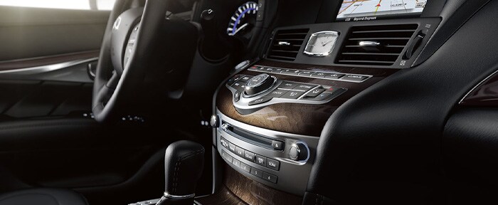 INFINITI Q70 Interior - 400 INFINITI INFINITI Q70 Interior - 400 INFINITI