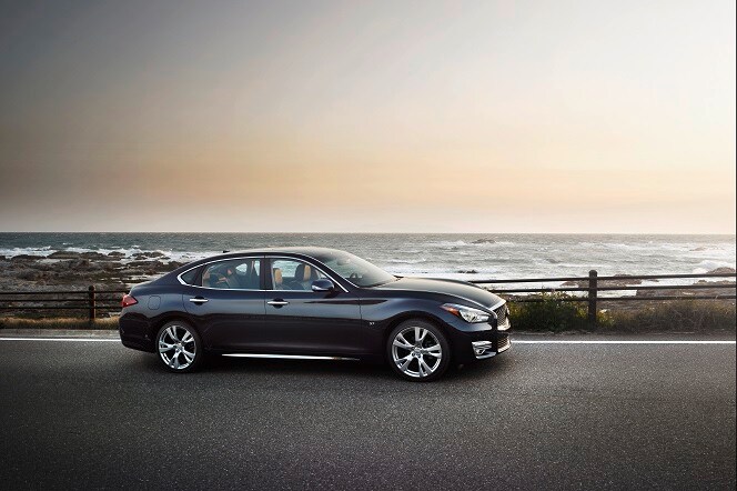 infiniti q70l 2.jpg