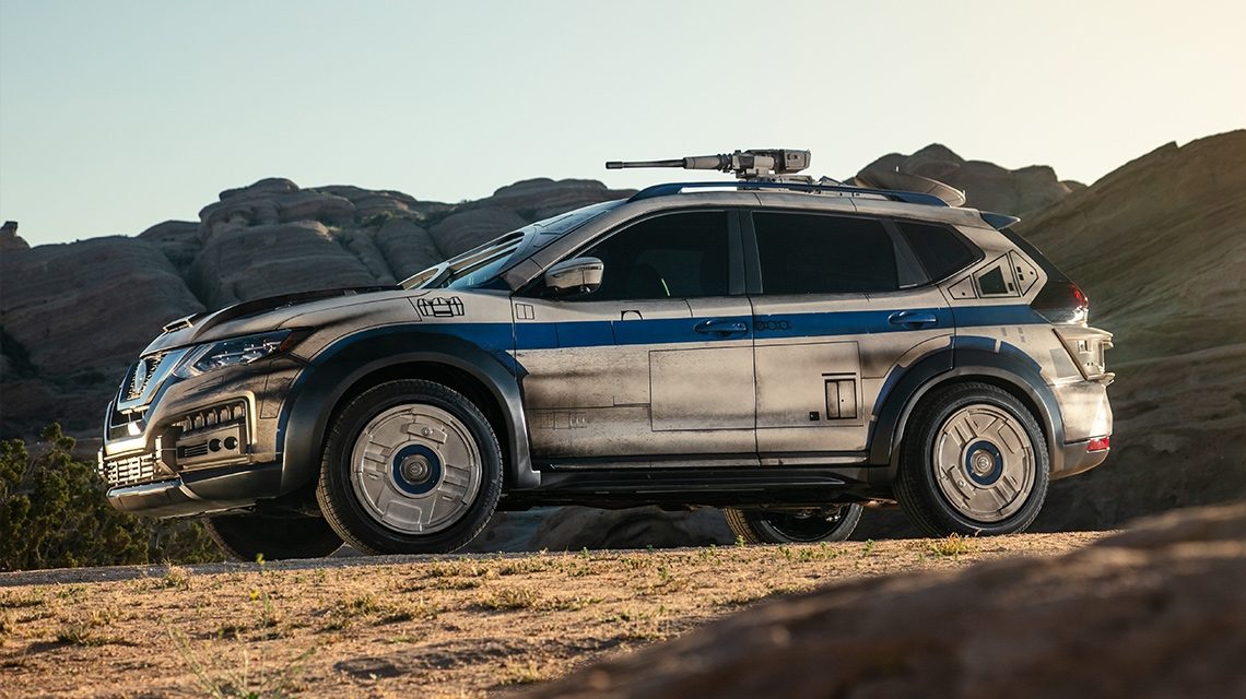 nissan-star-wars-rogue-themed-show-vehicle-side-detail.jpg