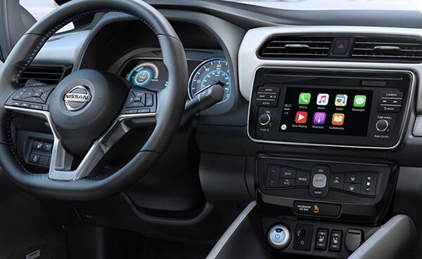 nissanleafcarplay-800x492 600.jpg