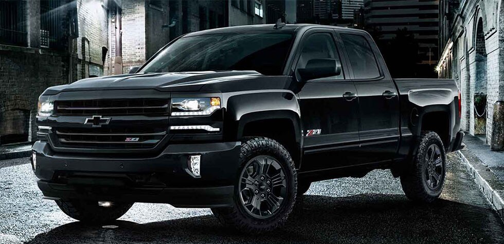 Silverado 1500 2017 mignight edition.jpg