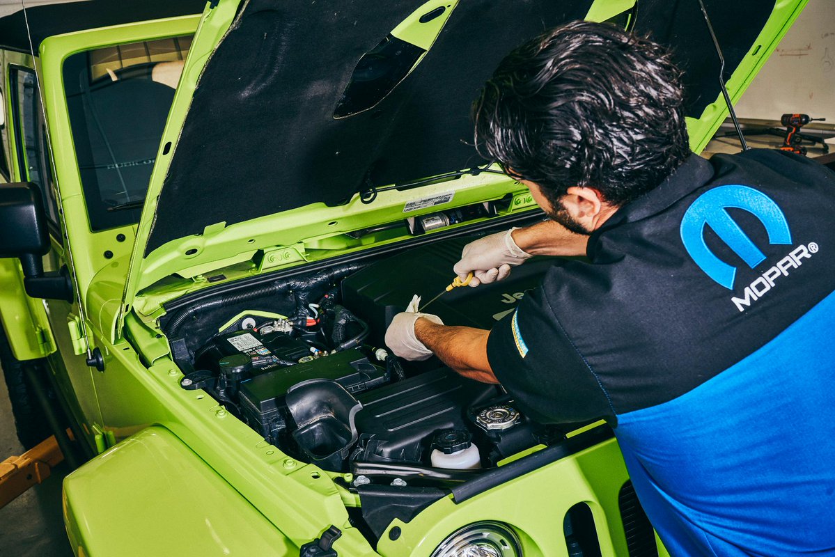 Oil Change Special 5 Corners CDJR