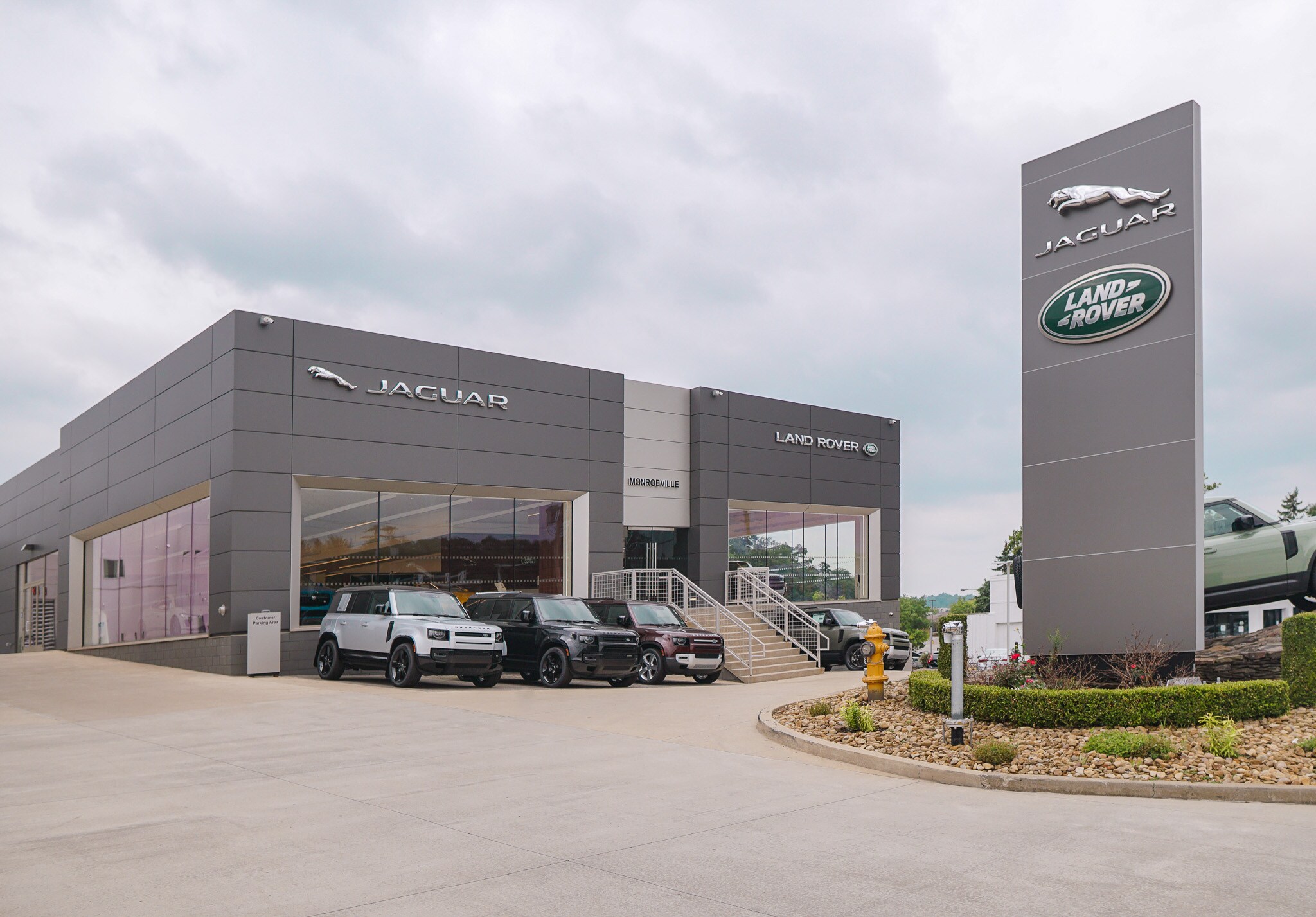 Jaguar Land Rover Facility Ext.jpg
