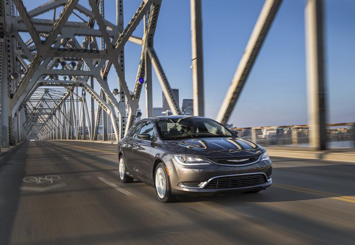 2016Chrysler200.jpg
