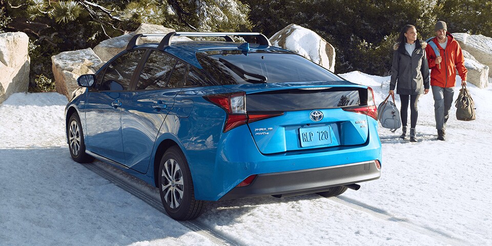 2020 Toyota Prius - Power 2020 Toyota Prius Parked At Snowy Hiking Area