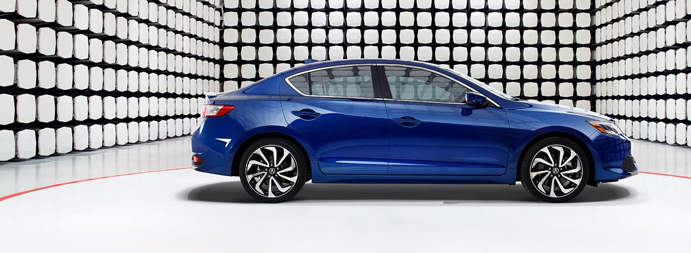 2018-ILX-Sedan_04.jpg
