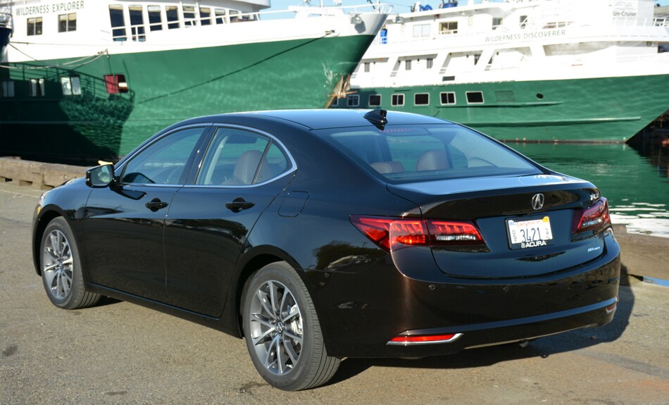 2015-Acura-TLX-review-exterior3.jpg