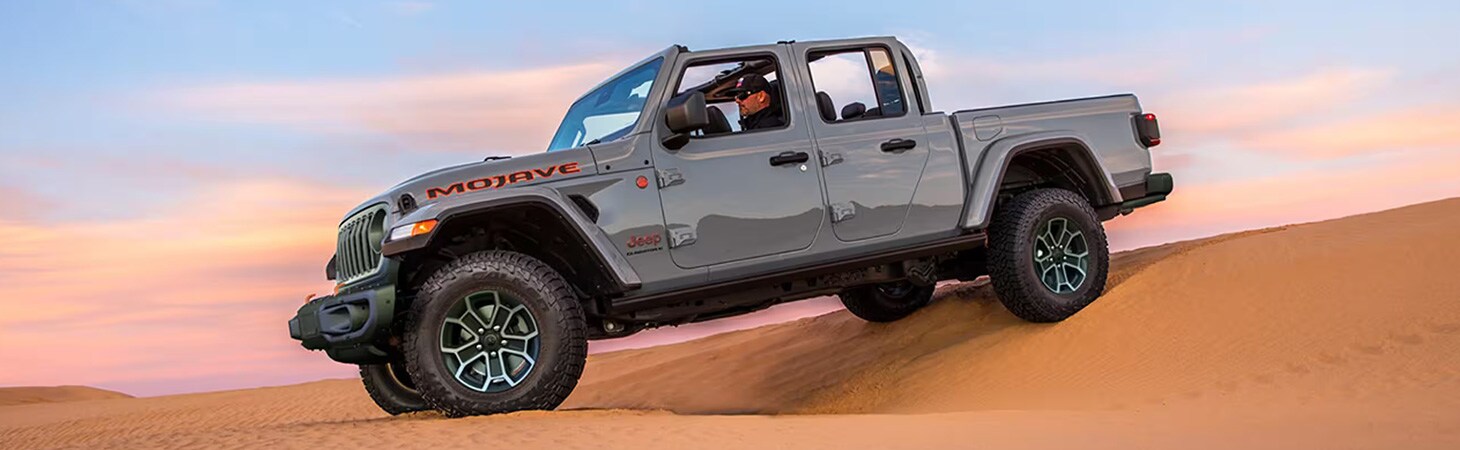 2025 Jeep Gladiator Adirondack Auto Serv