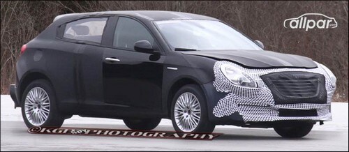 chrysler 100.jpg