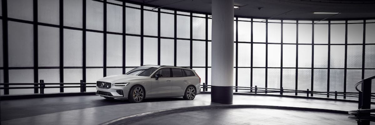 2019-Volvo-V60-Momentum-T6-Wagon-L04 (2).jpeg