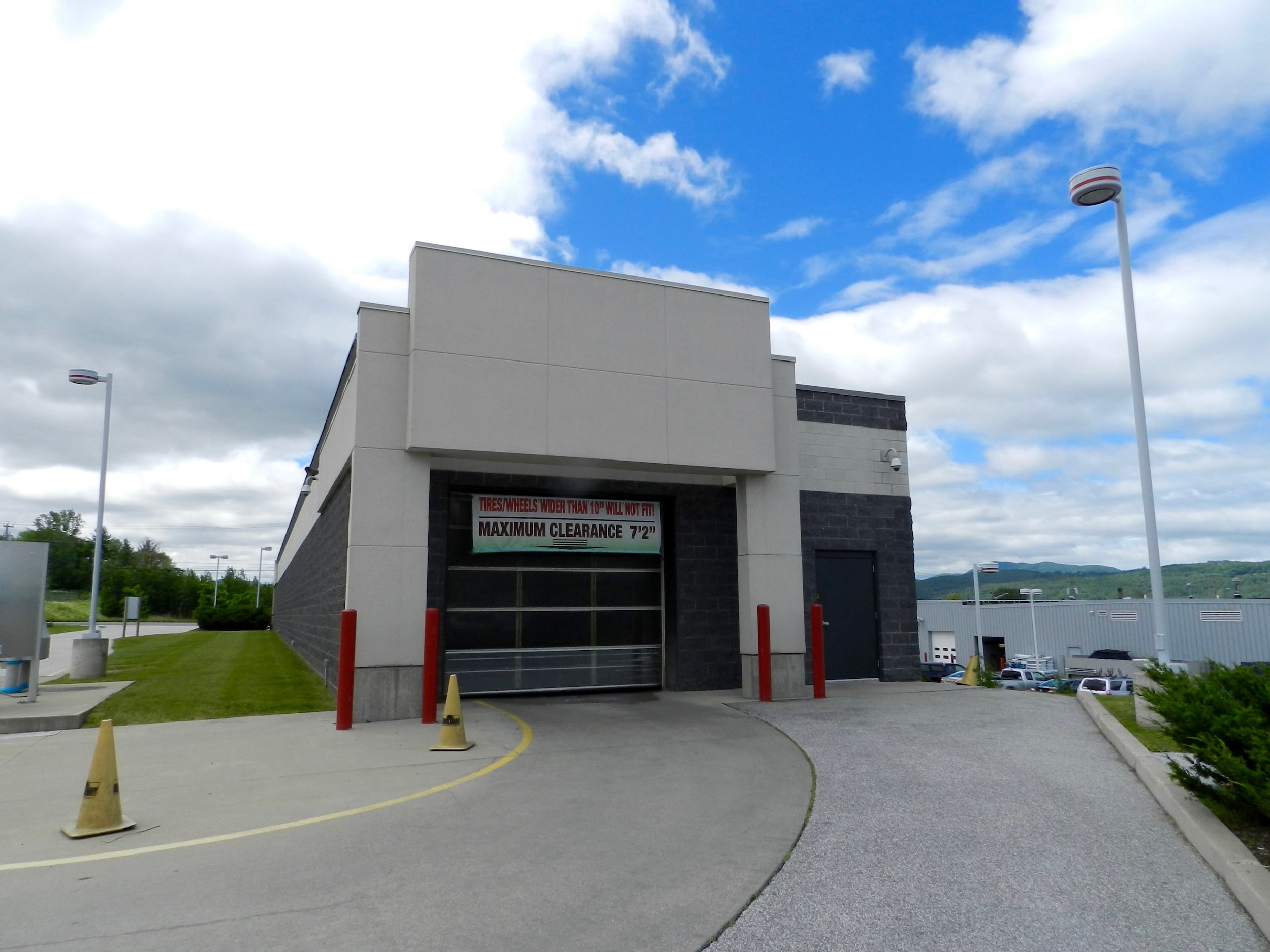 Car Wash Entrance.jpg