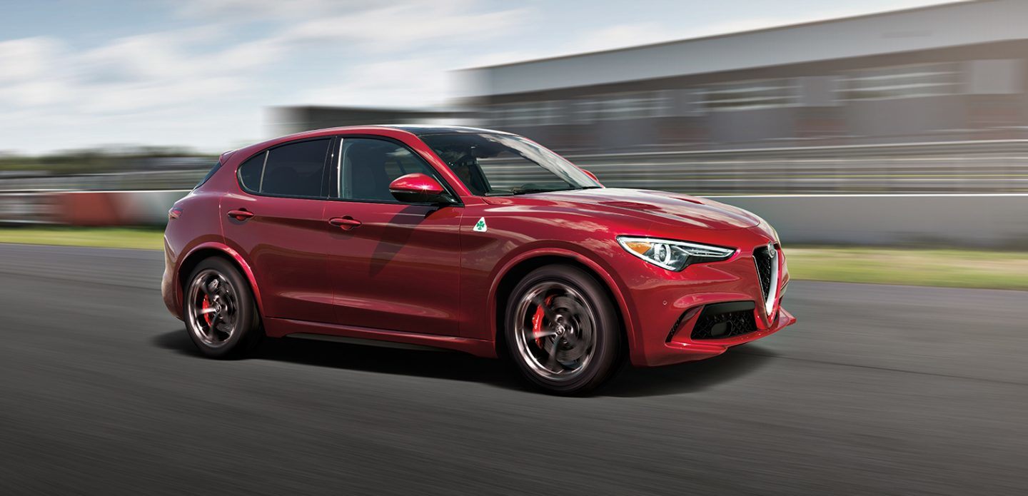 2018 Alfa Romeo Stelvio Quadrifoglio.jpg