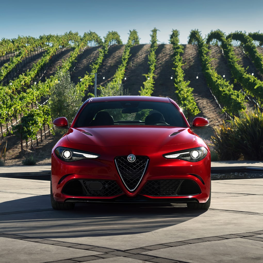 New 2017 Alfa Romeo Giulia in Strongsviile, OH