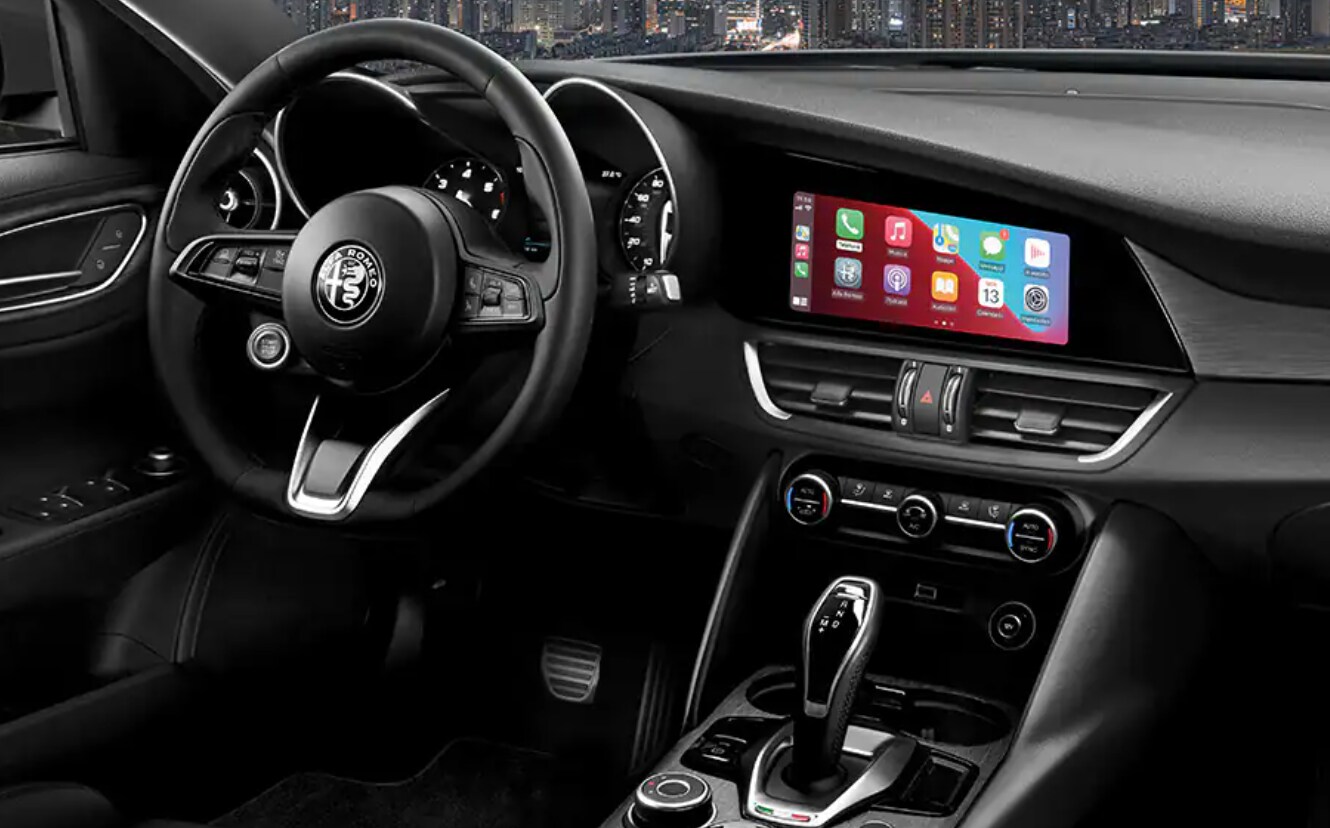 2022 Alfa Romeo Giulia4.png