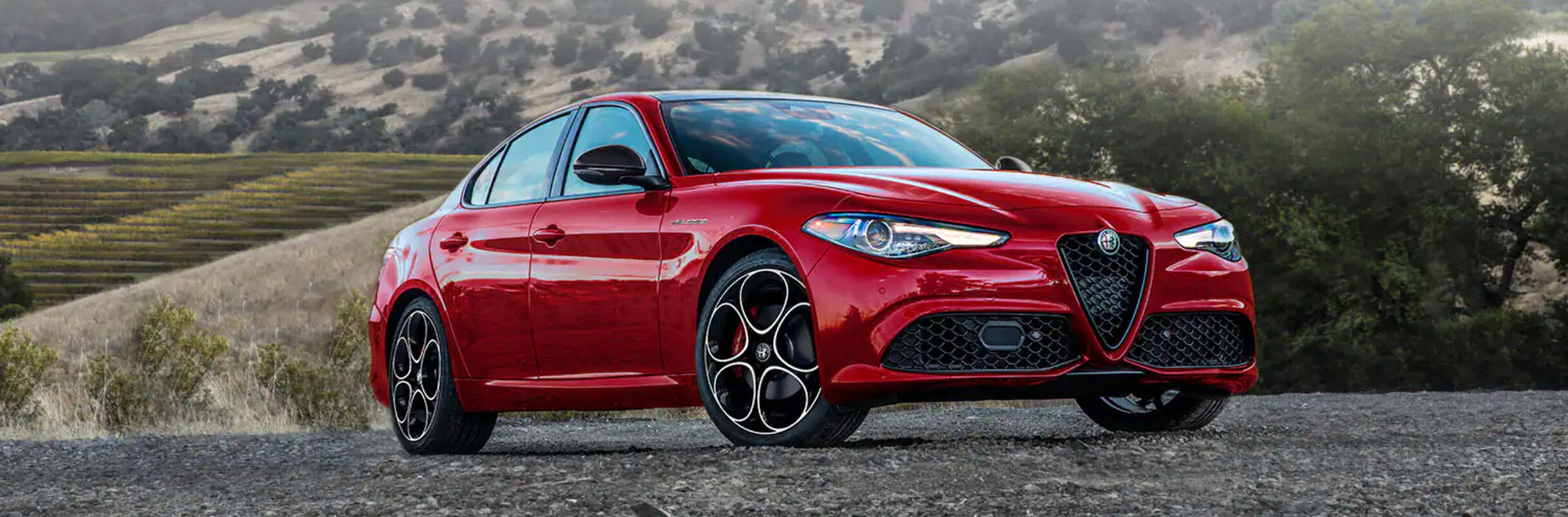2022 Alfa Romeo Giulia5.png