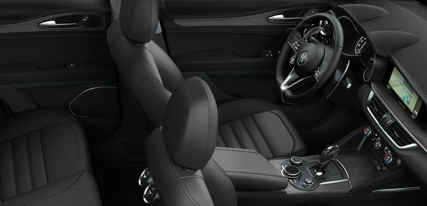 2020-AlfaRomeo-VLP-Stelvio2.jpg