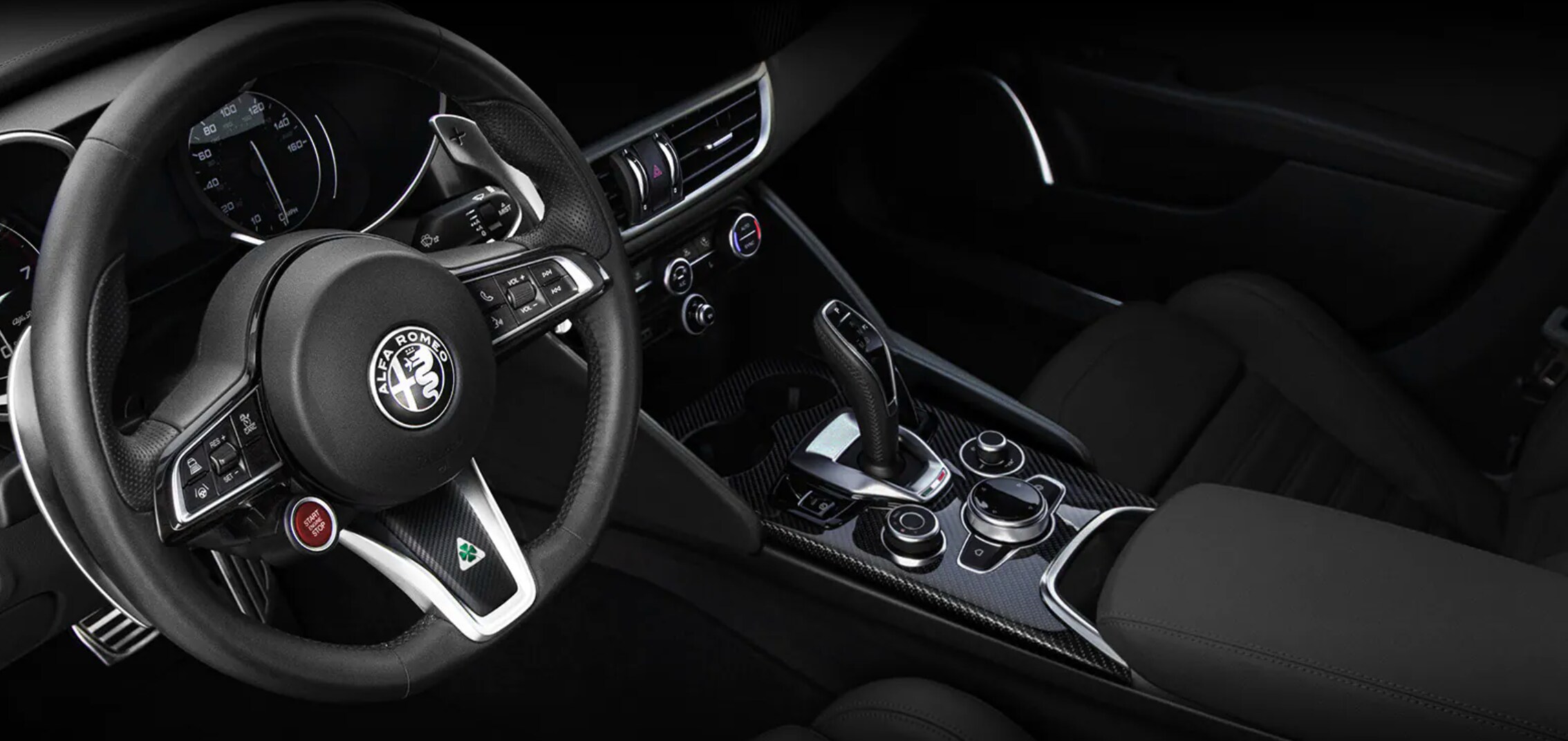 2022 Alfa Romeo Giulia Quadrifoglio2.png