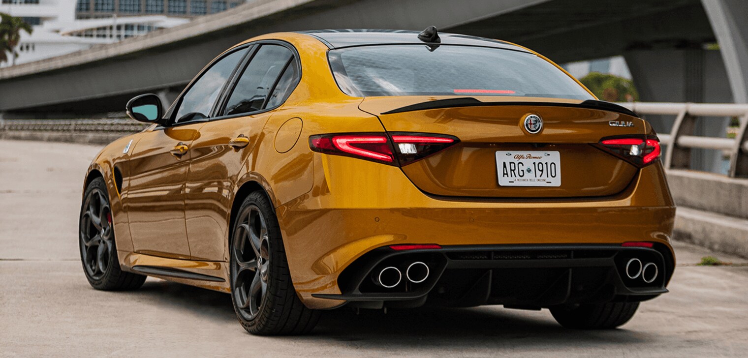 Giulia Quadrifoglio Exterior Giulia Quadrifoglio Exterior