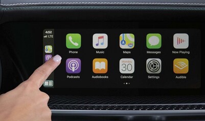 image18.png 2020 alfa romeo stelvio audio system in winnipeg mb