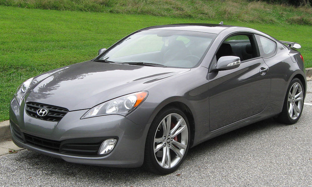 Hyundai Genesis Coupe (1).jpg