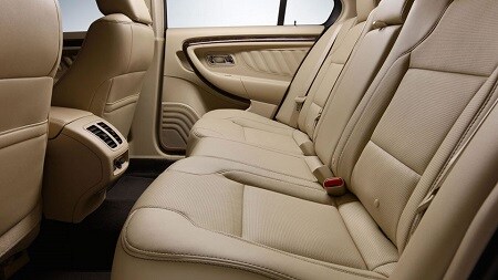 2016 Ford Taurus Seats