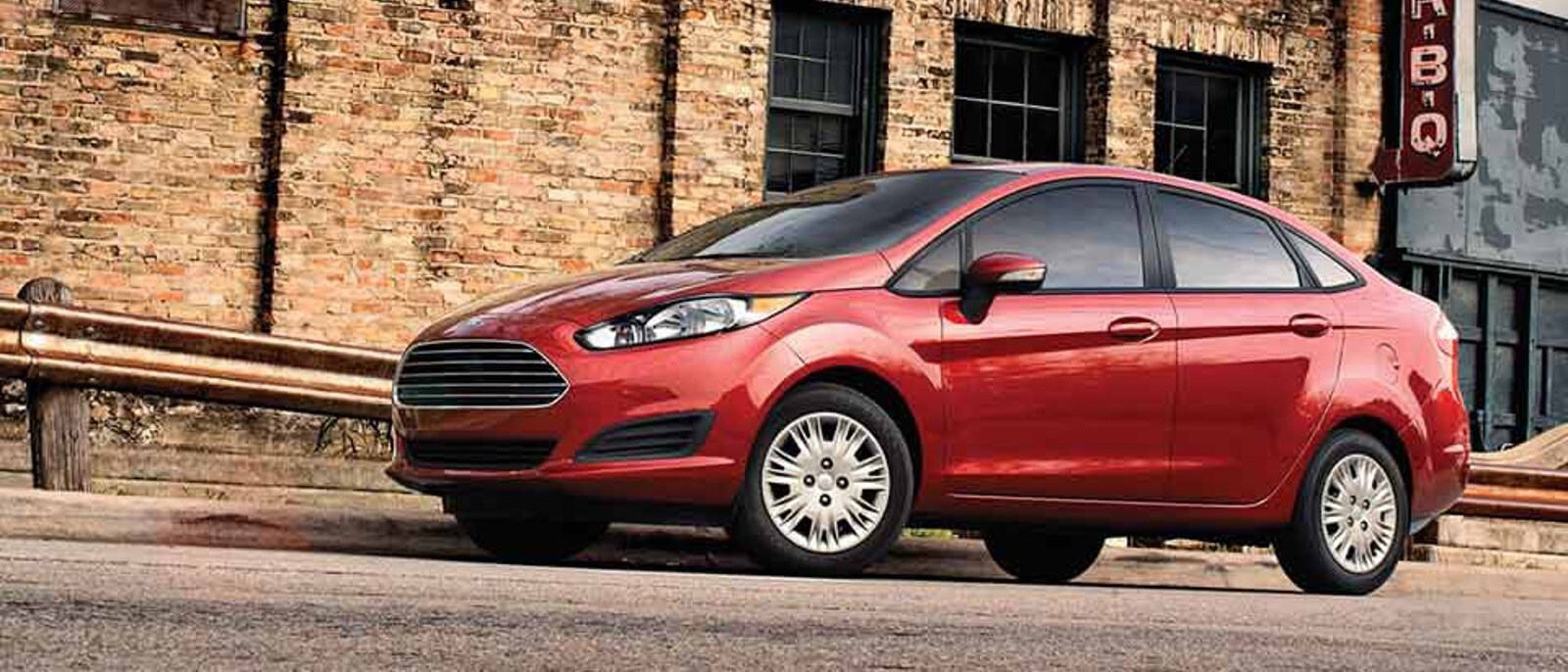 2016 Ford Fiesta Red