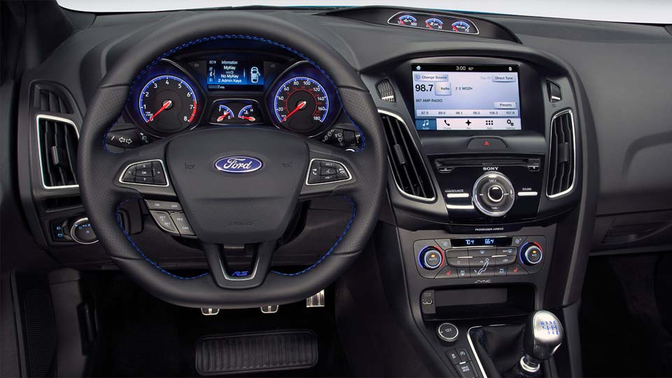 2016 Ford Focus dashboard