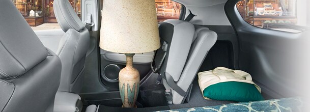 2nd-Row Magic Seat