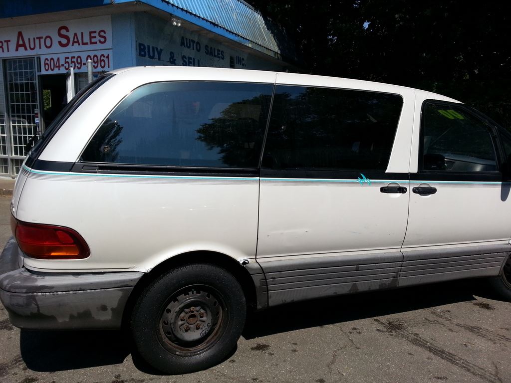 1991 toyota minivan #2