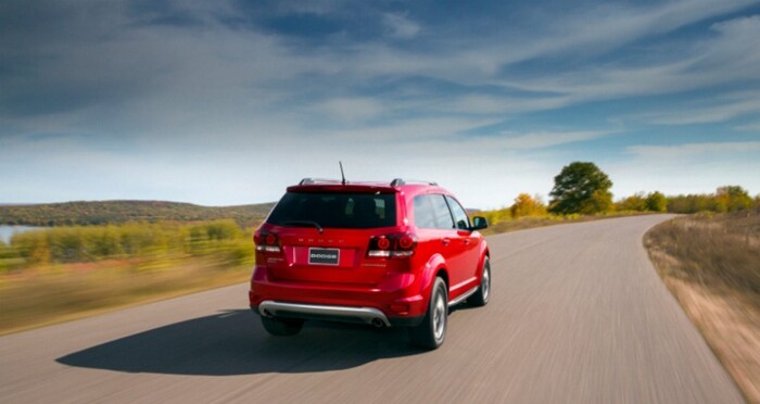 2018-dodge-journey-crossover-suv-bright-red