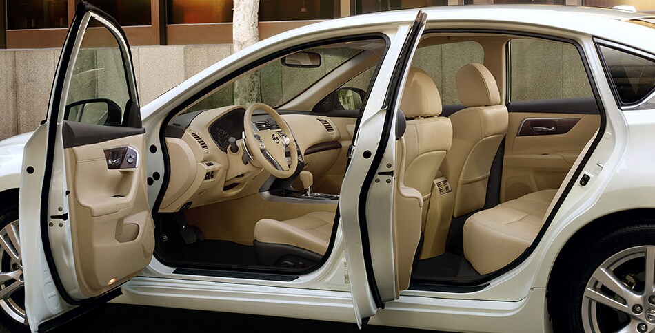 2015-nissan-altima-safety.png