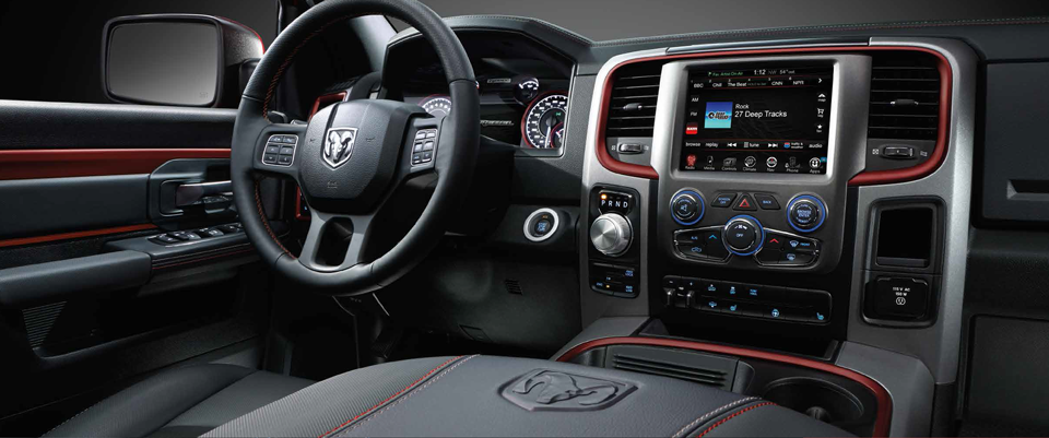 RAM-1500-REBEL-INTERIOR-2.png