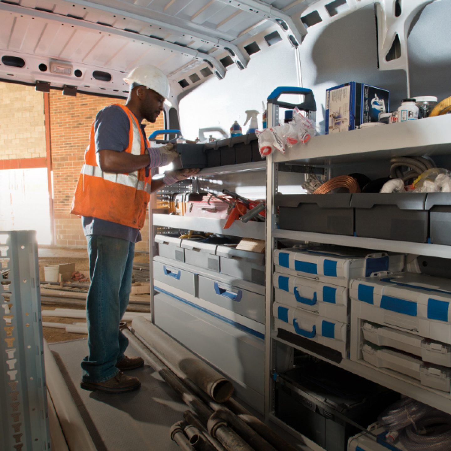2018_Ram_Promaster_Cargo_Van_VertWalls.jpg.image.1440.jpg