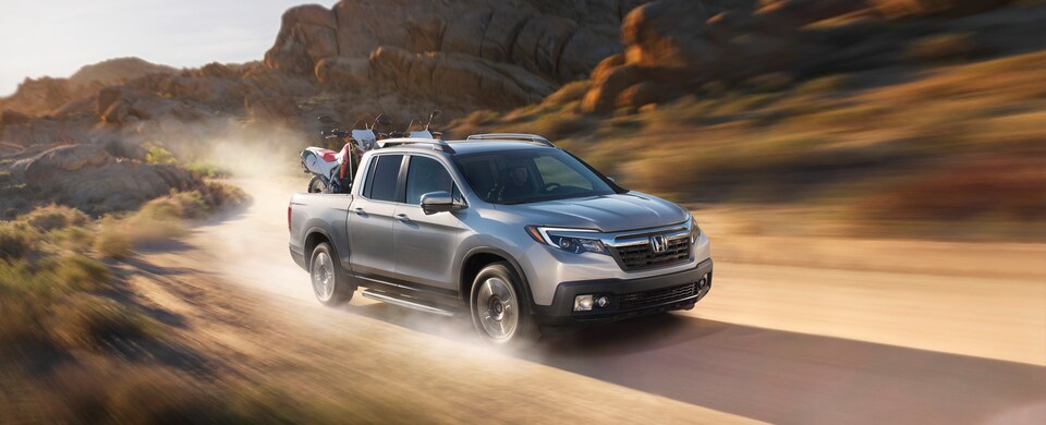 2019-Honda-Ridgeline-RTL-T-CrewCab-Truck-L03.png